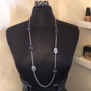 Marlyn  Schiff- navy bee necklace and bracelet